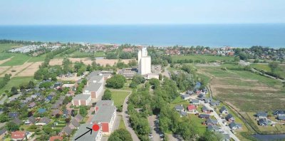 Seitlicher Meerblick ! Möbliertes Loft DG Ferienwohnung in Ostseenähe