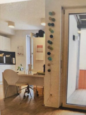 Exklusive 1-Zimmer-Wohnung mit  Innenausstattung und Einbauküche in Idstein