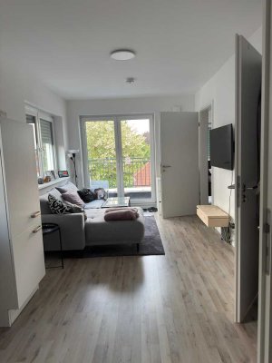 Über den Dächern der Braunhirschstraße: 1,5 Zimmer Wohnung