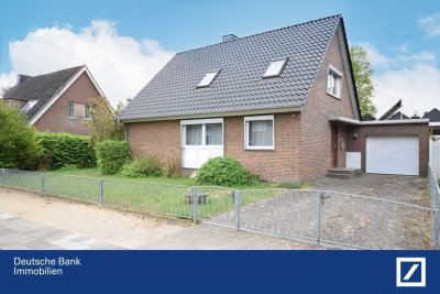 Wärmepumpe und saniertes Dach inklusive! Geräumiges Einfamilienhaus sucht...
