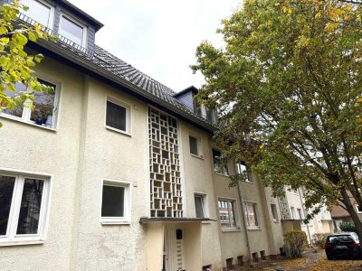 Moderne Wohnung mit Einbauküche und Balkon in Uni-Nähe!