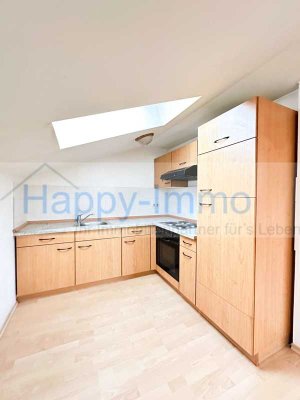 - Dachgeschosswohnung in Waldkraiburg - renovierungsbedürftig - Kfz Stellplatz