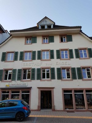 Gepflegte 3-Zimmer-Wohnung mit Balkon und Einbauküche in Schpfheim