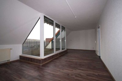 ++Frisch sanierte 2-Raumwohnung mit Balkon++