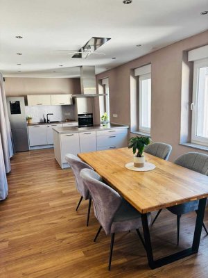 !!!PROVISIONSFREI!!! Grenznah Wohnen: Haus mit Terasse und XXL Garage