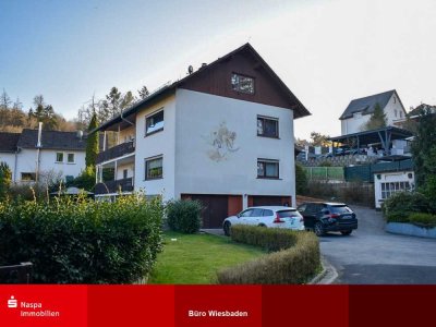 Bad Schwalbach: Attraktives Zwei-Familienhaus mit großem Grundstück in Heimbach!