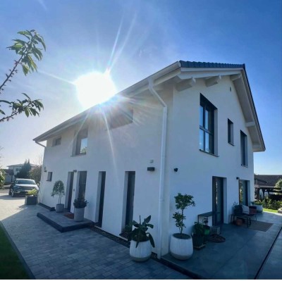 Exklusives Einfamilienhaus mit moderner Architektur