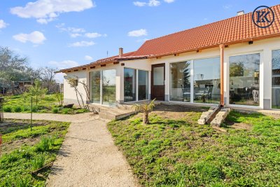 Wunderschönes Familienhaus im ländlichen Bereich
