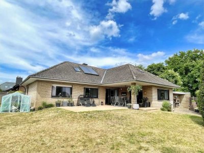 Bungalow mit großem Garten und Nähe zum Mastholter See
