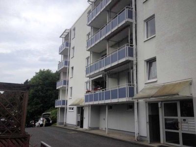 RENOVIERT! Hilchenbach/ Dahlbruch: Schöne, helle 3 ZKB Wohnung mit 2 Balkonen in gutem Wohnumfeld!