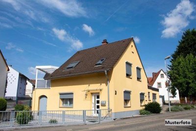 +++ Einfamilienhaus mit Terrasse +++