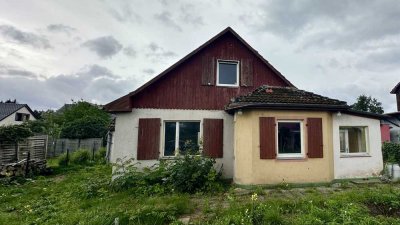 Sanierungsbedürftiges Einfamilienhaus mit großem Grundstück in ruhiger Lage von Schöneiche bei Berli