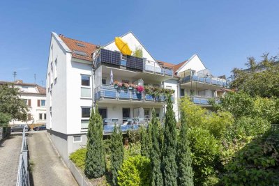 Kurzfristig beziehbare 3-Zimmer-Wohnung in zentraler Lage mit bester Infrastruktur