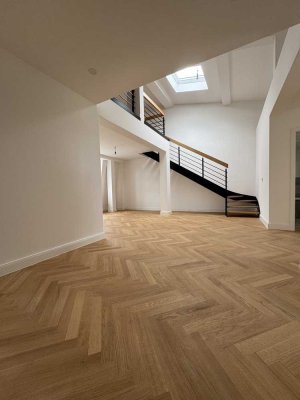 Beeindruckende Galeriewohnung mit Dachterrasse