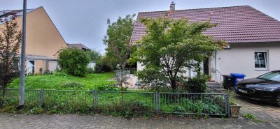 Frisch renovierte 1-Zimmer Wohnung mit Terrasse und Gartenmitbenutzung in Altdorf bei Nürnberg