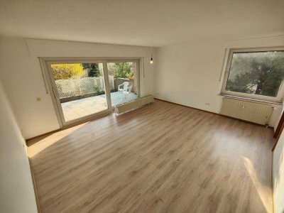 Erdgeschosswohnung mit großzügiger, sonniger Terrasse und Garten
