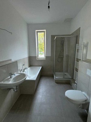 Lichtdurchflutete 3-Zimmer-Wohnung im Erdgeschoss - ERSTBEZUG