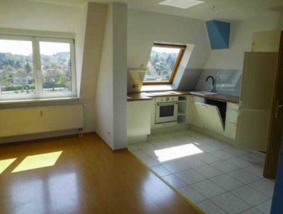 Geräumige, bezugsfreie Maisonette-Wohnung in ruhiger Lage