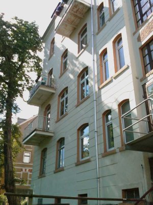 Große Wohnung im Erdgeschoss!