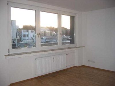 Moderne 2-Zimmer Wohnung mit Einbauküche in Aachen, Innenstadt