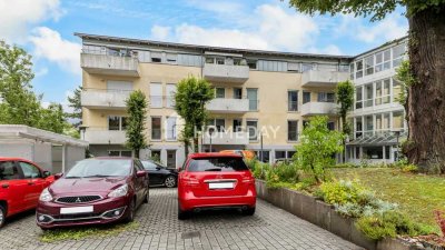 Willkommen in Ihrem neuen Lebenskapitel: DG-Wohnung mit Balkon und Sonnenausrichtung