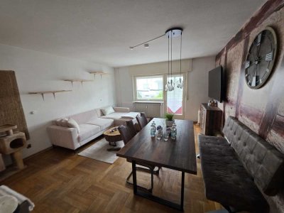 +++ schöne 3,5-Zimmer Wohnung + ca. 78 qm Wfl. + PKW-Stellplatz + 2 Balkone + Gaggenau +++