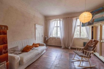 Ideales Wochenendhaus abseits der Stadt: Ursprüngliches Bauernhaus im Originalzustand