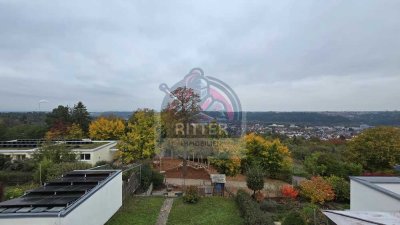 Charmante Doppelhaushälfte mit Potenzial – Stadtnah wohnen, mitten im Grünen!