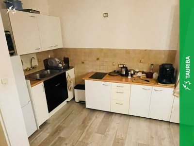 +++Geräumige Wohnung mit Balkon und Keller - 5,7 % Rendite+++