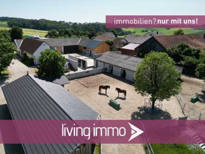 Gepflegtes Reiteranwesen mit schönem Wohnhaus und ca. 5,4 Hektar Grund in toller Lage