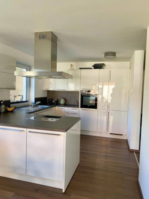 Moderne DHH in Ehrwald/Tirol im neuwertigen Zustand ab sofort zu vermieten.
