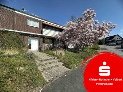 Doppelhaushälfte mit Garten und Garage in Ratingen Homberg-Süd