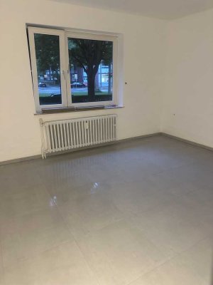 Erstbezug nach Kernsanierung: 4,5 Zimmer EG Wohnung GE Buer