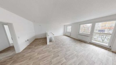 5-Raum-Maisonettewohnung mit 2 Bädern und Balkon