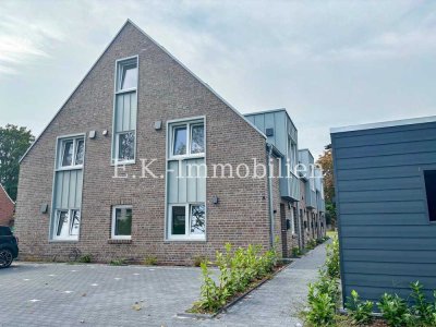 *Energieeffizientes Wohnen in Schortens - Oberwohnung mit Loggia*