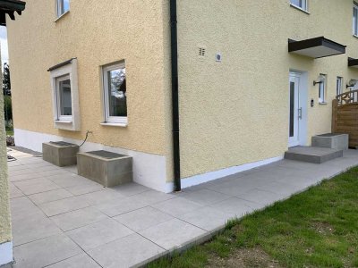 ERSTBEZUG: Hochwertig modernisierte DHH in zentraler Lage von Langenbach
