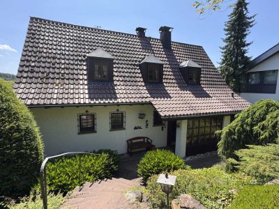 EFH MIT 146 M² WFL., 1.020 M² GRUNDSTÜCK, EBK, KAMIN, WELLNESSBEREICH, 3 GARAGEN IN TOP-LAGE