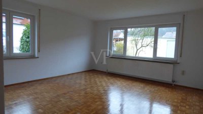 Gepflegtes Reihenendhaus mit 2 Wohnungen und ausgebautem Dach