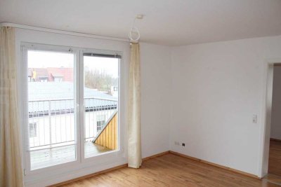 Seniorenfreundliche Einzimmerwhg. mit Terrasse, Tagesstättenanbindung (Pflege)