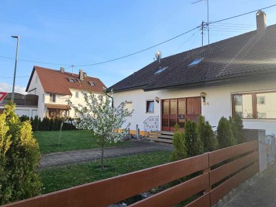 Stilvolle, gepflegte 3,5-Raum-Wohnung mit geh. Innenausstattung mit EBK in Pfaffenhofen an der Roth