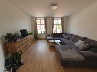 Modernisierte und großzügige Altbauwohnung mit Balkon im Herzen der Innenstadt von Gescher