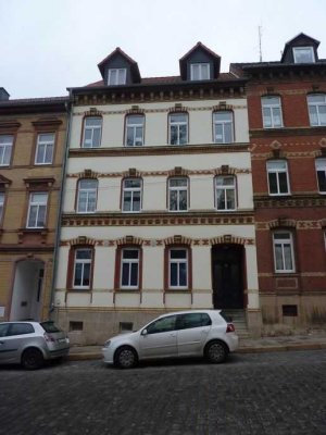 Hübsche 3-Raum-DG-Wohnung mit Balkon ins Grüne
