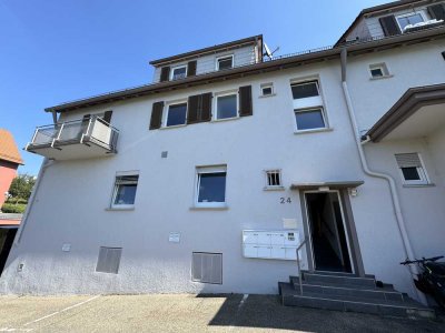 1 Zimmer (24,3qm) in 6er WG mit EBK in Esslingen