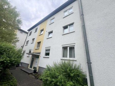 Charmante Maisonette-Wohnung mit Balkon, Tiefgarage & Stellplatz in Brühl