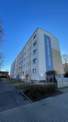 Schöne 2 Zimmer-Wohnung mit EBK, Duschbad und Laminat zu mieten!