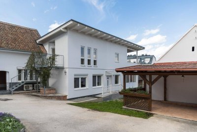 +Liebevolles Ein-/Mehrfamilienhaus in Ruhelage, direkt in Oberpullendorf in sehr gutem Zustand mit bester Infrastruktur! + Garten, 3Garagen, Nebengebäude, Klima, Photovoltaik+