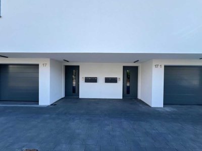 Neubau-Rarität in Bestlage: DHH mit zwei separaten Wohnungen