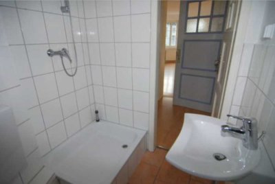 Sanierte Altbauwohnung mit schönem Runderker, citynah in Elberfeld