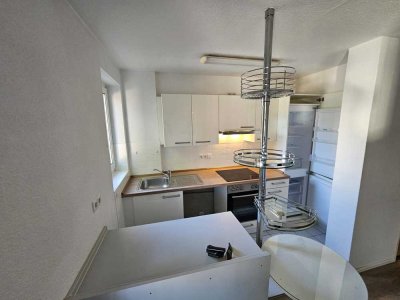 Vollständig möblierte 1.5 Zimmer Wohnung mit Balkon in Konstanz