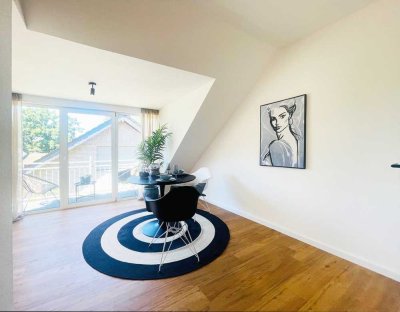 HELLES APARTMENT MIT BALKON IN EVERSBURG